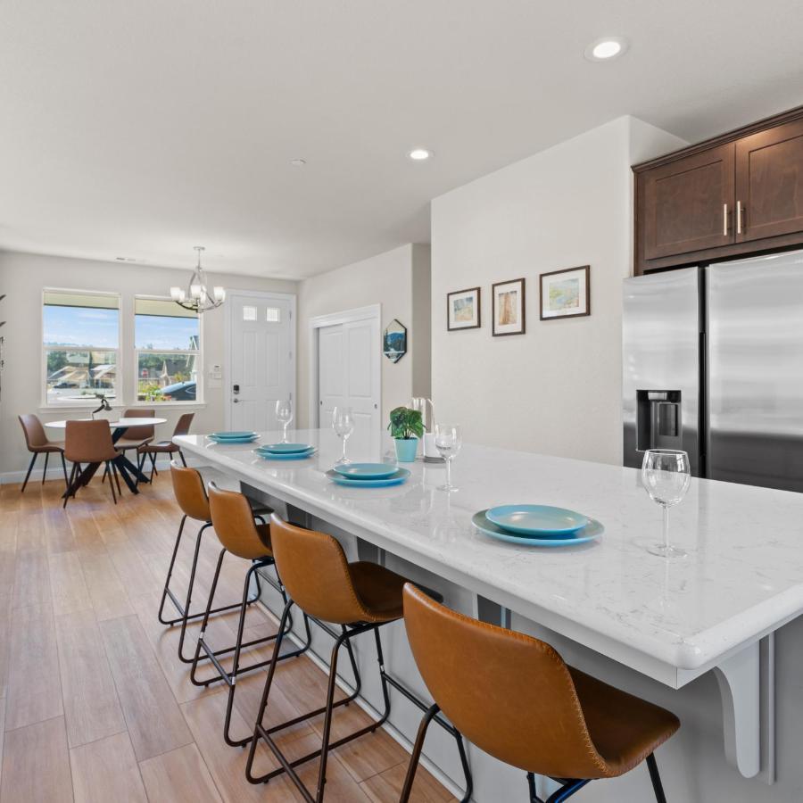 Newly Built Murphys Modern Retreat Exterior photo